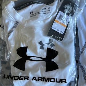 Underamour sweat wicking compression tee “mens small”